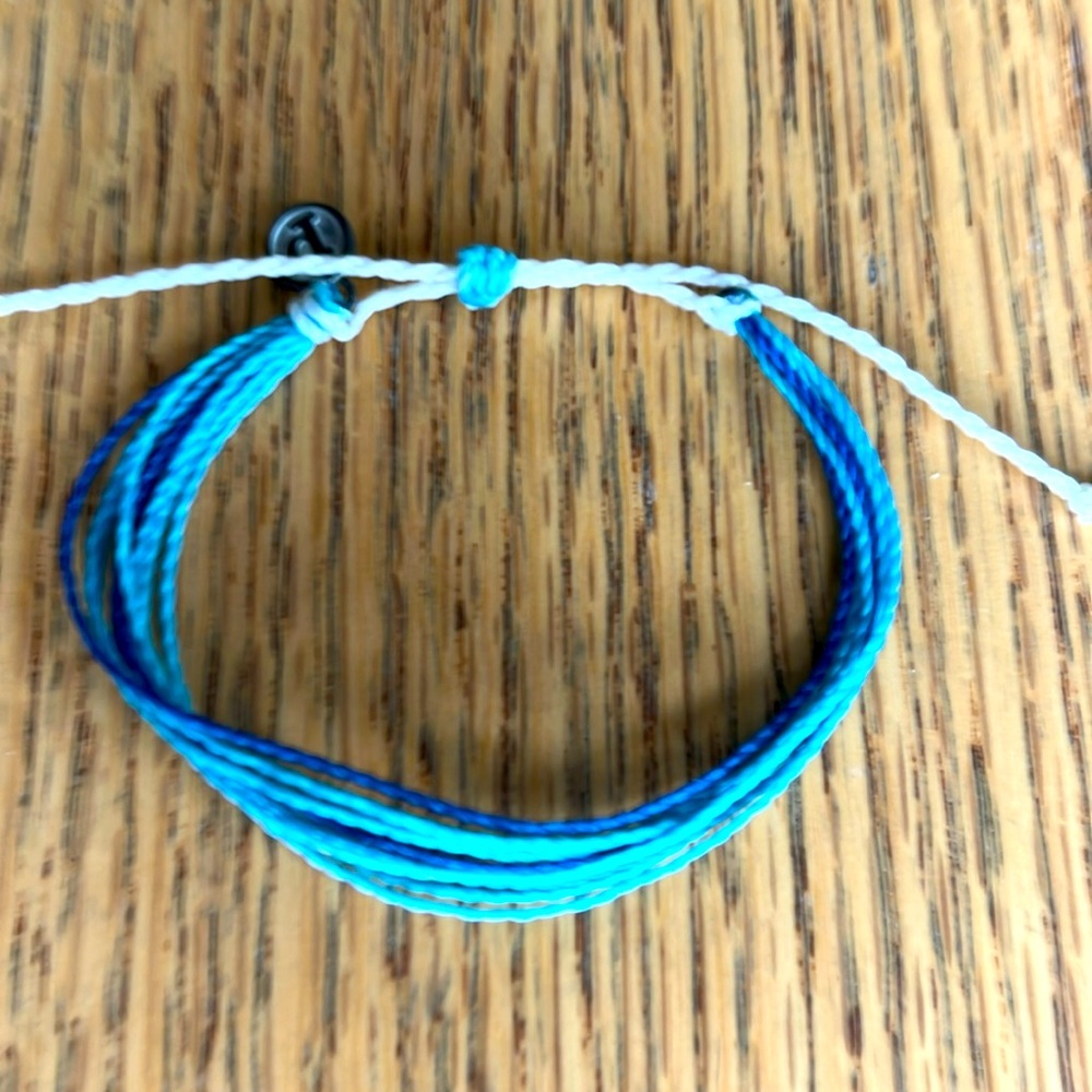 Pura Vida Multi Strand String Adjustable Bracelet blue & Teal OS